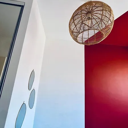 Joli T2 Renove مينتون