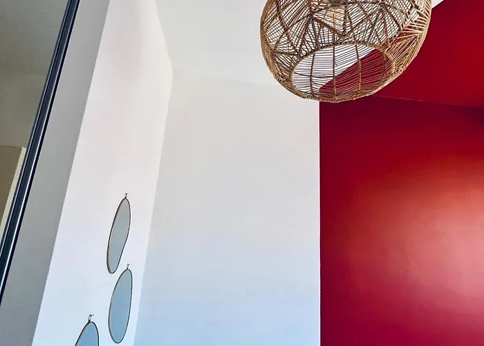 Joli T2 Renove مينتون